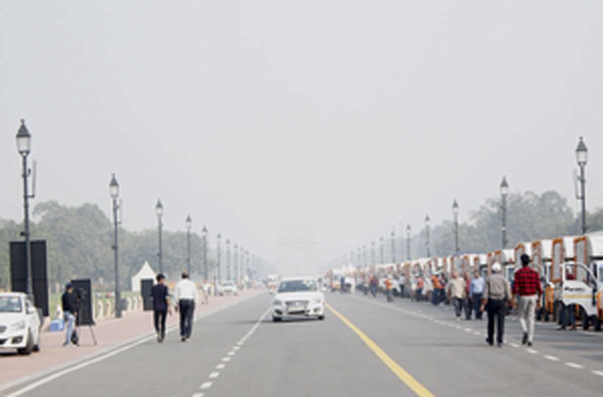 दिल्ली में हवा की गुणवत्ता खराब श्रेणी में बनी हुई है